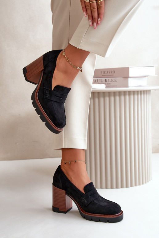 Chaussures à talons hauts pour femmes... Chaussures à talons hauts pour femmes...