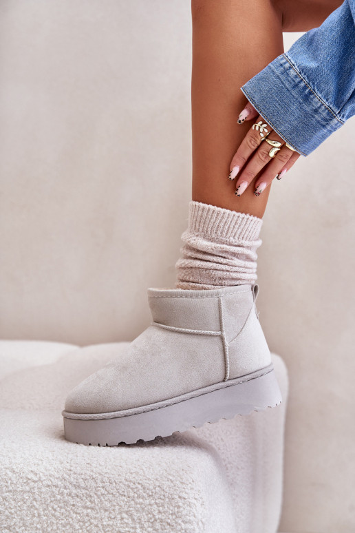 Bottes de neige Féminin avec une plateforme réchauffer avec de la fourrure à l intérieur couleur grise Xamella Bottes de neige Féminin avec une plateforme réchauffer avec de la fourrure à l intérieur couleur grise Xamella