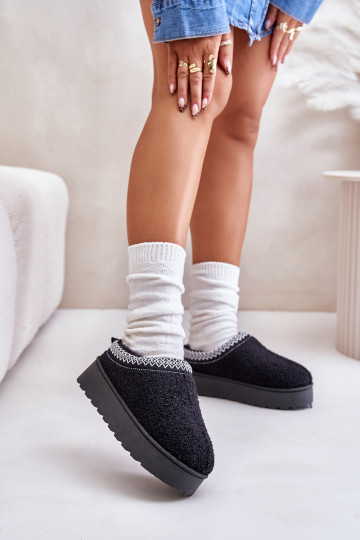 Bottes de neige Féminin avec une plateforme Z Haftem couleur noire Tirissa