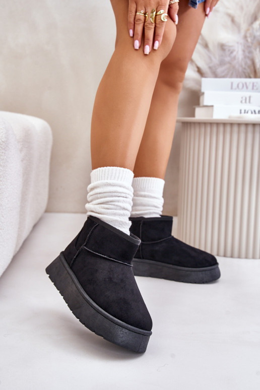 Faible Bottes de neige Féminin avec une plateforme réchauffer avec de la fourrure à l intérieur couleur noire Saldren