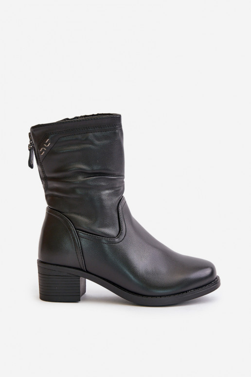 Bottes Sur un talon bas réchauffer avec de la fourrure à l intérieur Vinceza 85155 couleur noire Bottes Sur un talon bas réchauffer avec de la fourrure à l intérieur Vinceza 85155 couleur noire