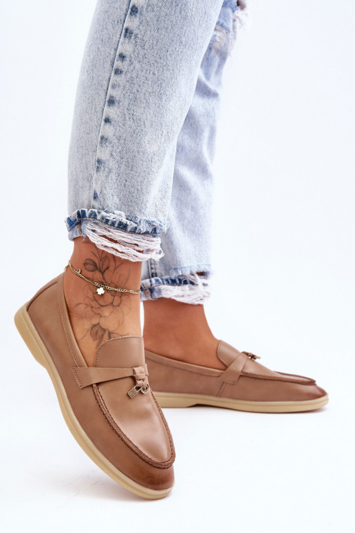 Mocassins classiques pour femmes en... Mocassins classiques pour femmes en...