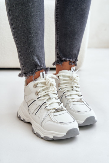 réchauffer Chaussures modèle baskets Féminin Big Star OO274A161 couleur blanche