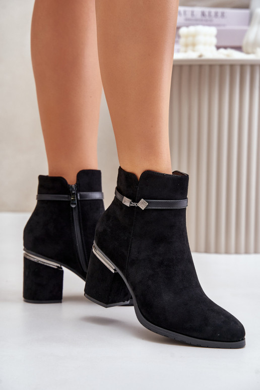 réchauffer Bottes pour femmes avec des talons décorés Vinceza 16446 couleur noire réchauffer Bottes pour femmes avec des talons décorés Vinceza 16446 couleur noire