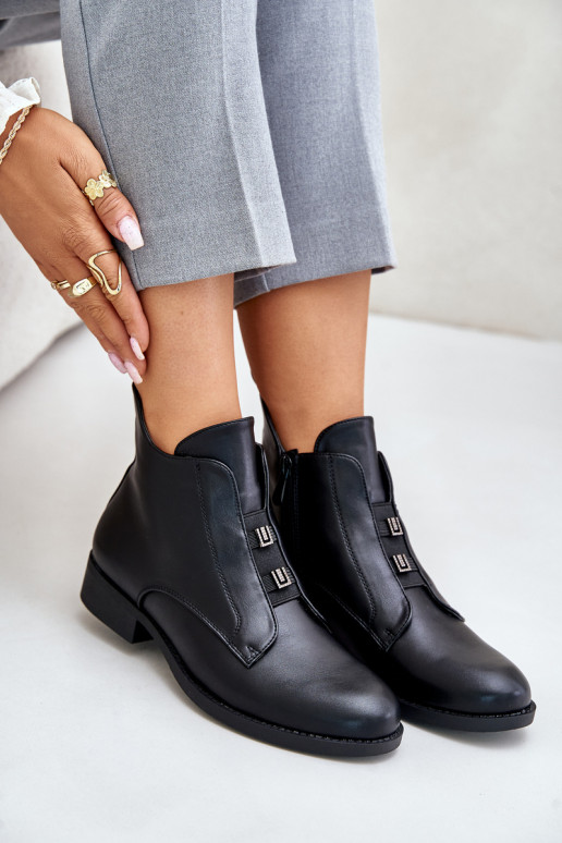 réchauffer Bottes pour femmes avec des talons larges en cuir écologique S.Barski HY42-716 couleur noire réchauffer Bottes pour femmes avec des talons larges en cuir écologique S.Barski HY42-716 couleur noire