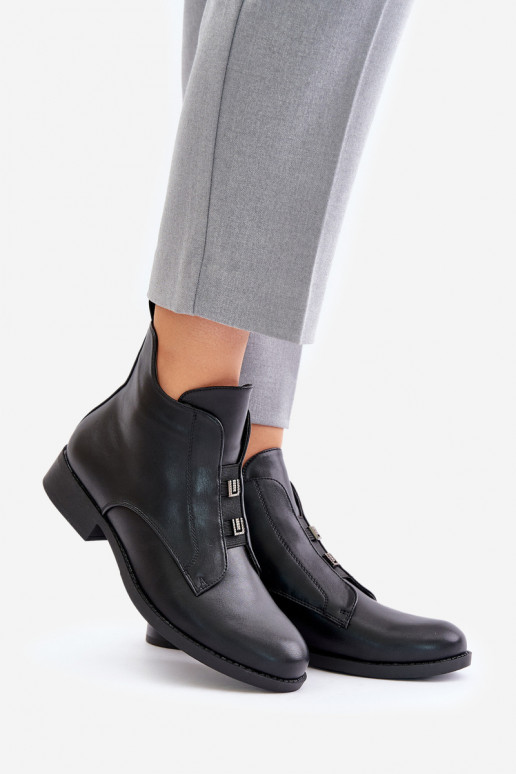 réchauffer Bottes pour femmes avec des talons larges en cuir écologique S.Barski HY42-716 couleur noire réchauffer Bottes pour femmes avec des talons larges en cuir écologique S.Barski HY42-716 couleur noire