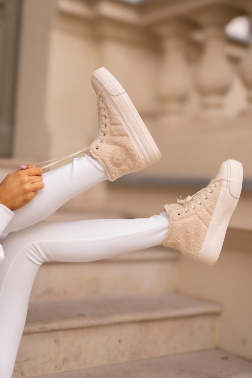 réchauffer Chaussures de loisirs avec un manteau de fourrure Typu Baranek Big Star OO274A444 beige réchauffer Chaussures de loisirs avec un manteau de fourrure Typu Baranek Big Star OO274A444 beige