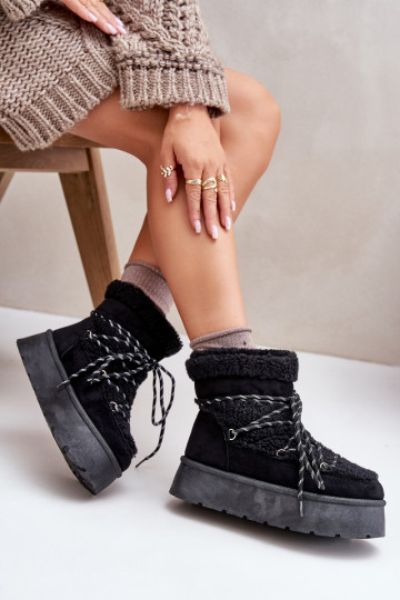 Bottes de neige avec une plateforme et des détails élégants couleur noire Izathiel