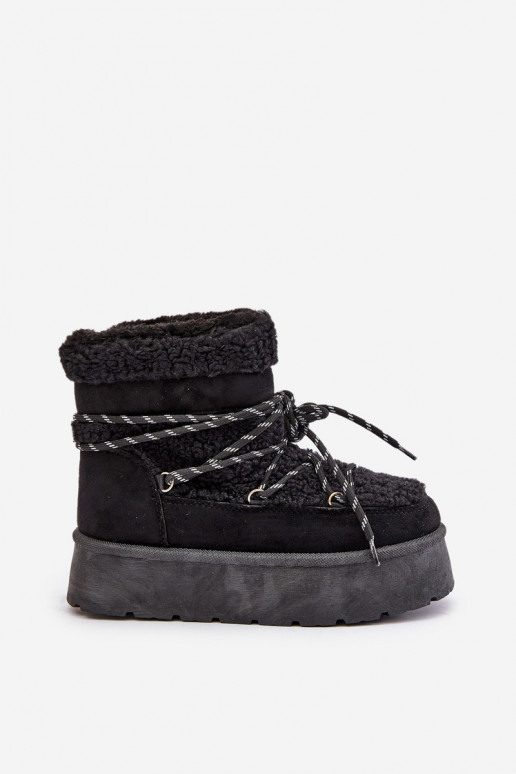 Bottes de neige avec une plateforme et des détails élégants couleur noire Izathiel Bottes de neige avec une plateforme et des détails élégants couleur noire Izathiel