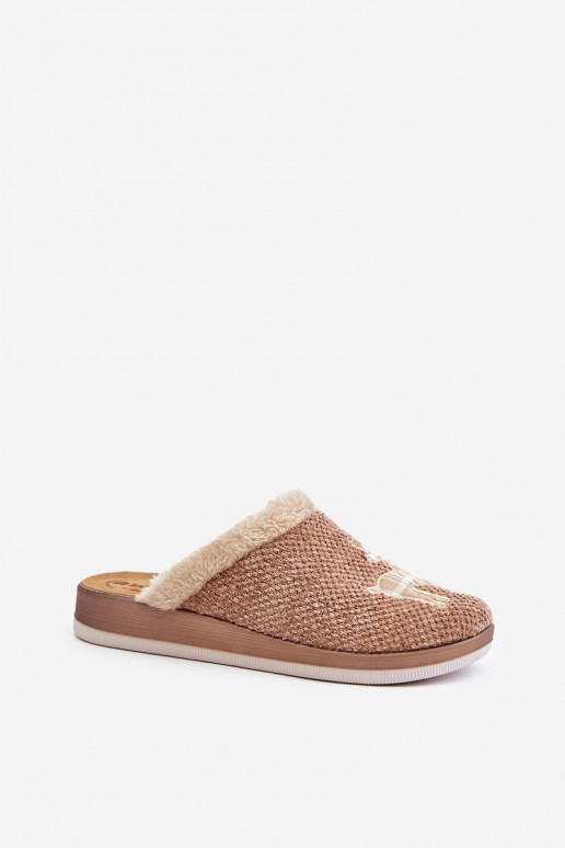 Chaussons Féminin avec des cerfs et un manteau de fourrure Inblu CT000034 beige Chaussons Féminin avec des cerfs et un manteau de fourrure Inblu CT000034 beige
