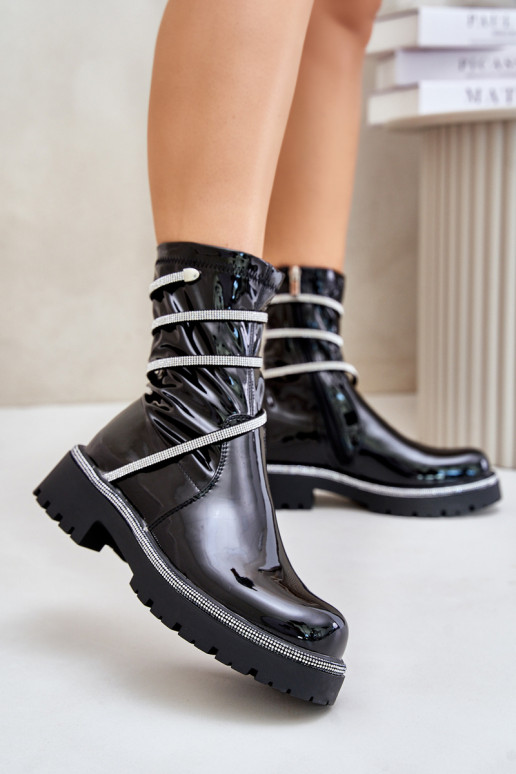 avec effet vernis Bottes Avec décoration couleur noire Kikizelle avec effet vernis Bottes Avec décoration couleur noire Kikizelle
