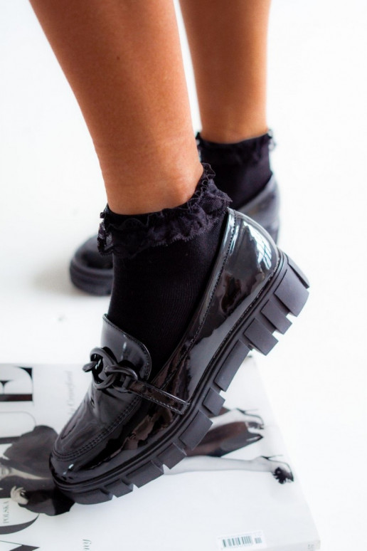 Chaussettes Féminin BaÀełniane avec de la dentelle couleur noire Chaussettes Féminin BaÀełniane avec de la dentelle couleur noire