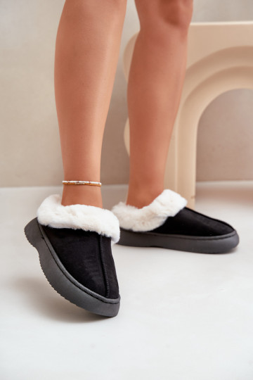Chaussons Féminin avec un manteau de fourrure couleur noire Zinntia