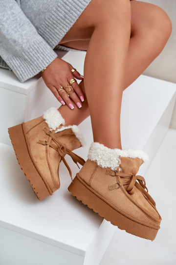 Bottes de neige Féminin avec une plateforme avec un manteau de fourrure Typu Branek marron Ciabellae