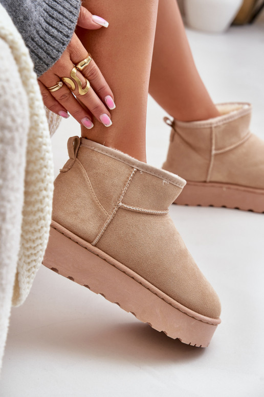 bottes de neige pour femmes avec une plateforme pour se réchauffer avec de la fourrure à l'intérieur couleur beige Xamella