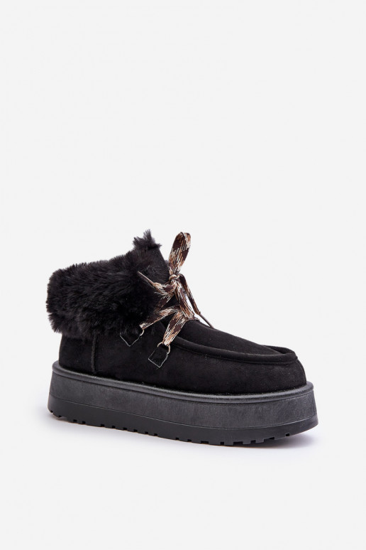 Faible Bottes de neige Féminin avec une plateforme avec un manteau de fourrure couleur noire Neathren Faible Bottes de neige Féminin avec une plateforme avec un manteau de fourrure couleur noire Neathren