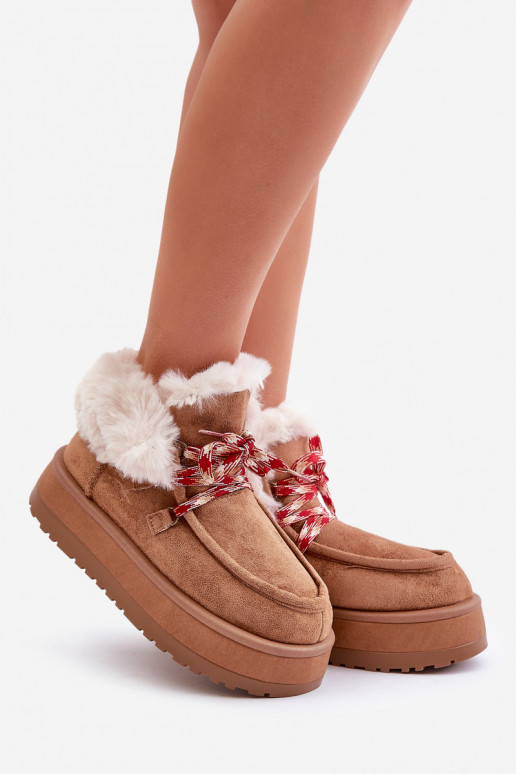 Faible Bottes de neige Féminin avec une plateforme avec un manteau de fourrure marron Neathren Faible Bottes de neige Féminin avec une plateforme avec un manteau de fourrure marron Neathren