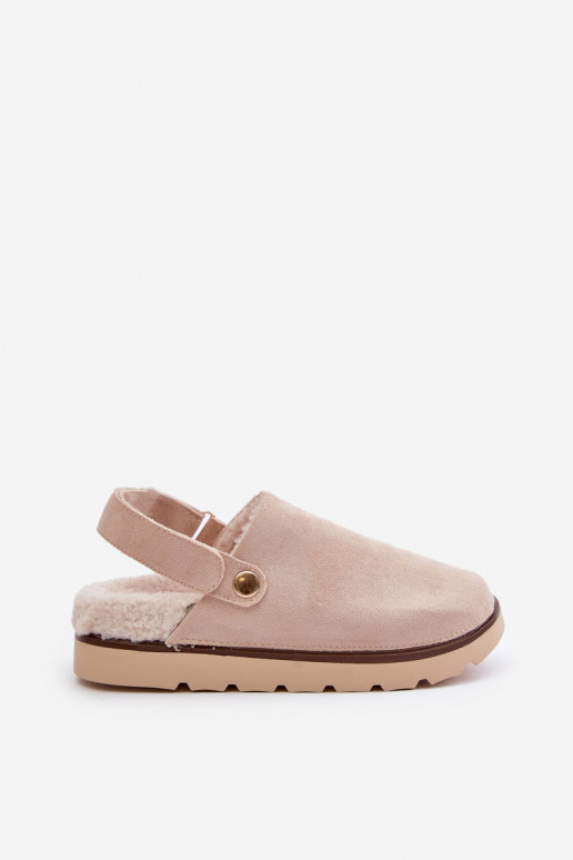 Chaussons Féminin avec une plateforme réchauffer avec de la fourrure à l intérieur Typu Baranek beige Sanilora Chaussons Féminin avec une plateforme réchauffer avec de la fourrure à l intérieur Typu Baranek beige Sanilora