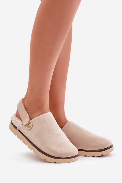 Chaussons Féminin avec une plateforme réchauffer avec de la fourrure à l intérieur Typu Baranek beige Sanilora Chaussons Féminin avec une plateforme réchauffer avec de la fourrure à l intérieur Typu Baranek beige Sanilora