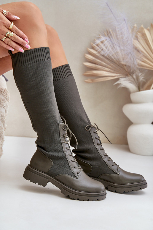 Un modèle convaincant bottes Ze SkarpetkoÀą CholeÀką couleur kaki Iranel Un modèle convaincant bottes Ze SkarpetkoÀą CholeÀką couleur kaki Iranel