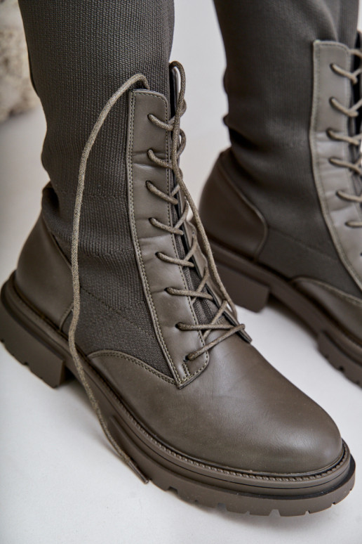 Un modèle convaincant bottes Ze SkarpetkoÀą CholeÀką couleur kaki Iranel Un modèle convaincant bottes Ze SkarpetkoÀą CholeÀką couleur kaki Iranel