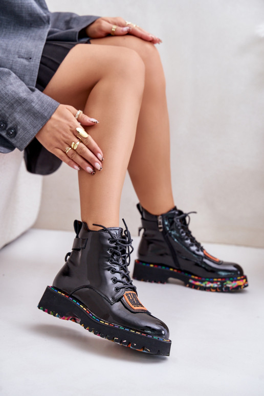 Bottes lacées noires et fourrées Artiker