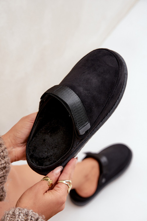 Chaussons isolés femme avec plateforme noires Neliel
