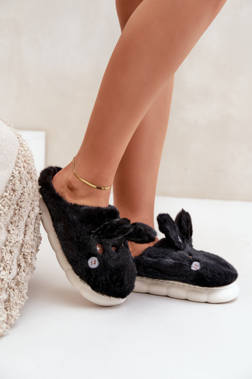 Chaussons avec peluche thème Lapin noir Tasha
