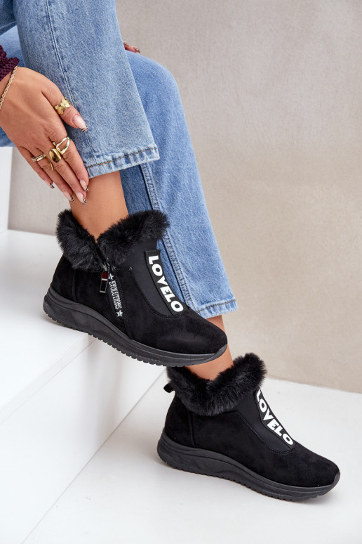 Chaussures modèle baskets Bottes pour femmes avec un manteau de fourrure couleur noire Zeriana Chaussures modèle baskets Bottes pour femmes avec un manteau de fourrure couleur noire Zeriana