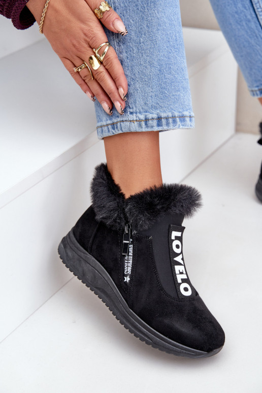 Chaussures modèle baskets Bottes pour femmes avec un manteau de fourrure couleur noire Zeriana Chaussures modèle baskets Bottes pour femmes avec un manteau de fourrure couleur noire Zeriana