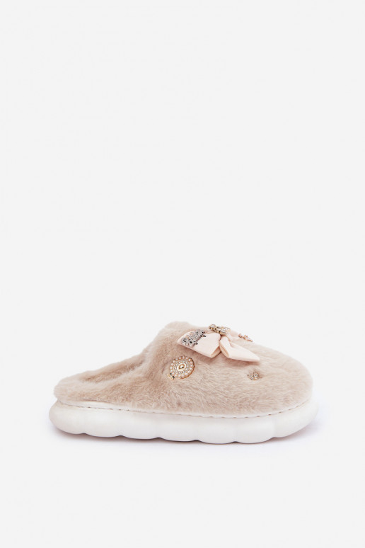 Chaussons avec nœuds et fourrure couleur sable Annalira
