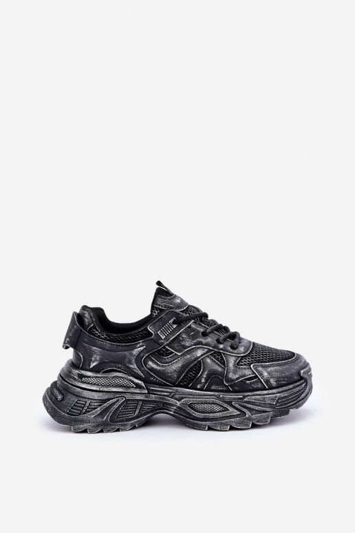 Chaussures modèle baskets Féminin Z Przetarciami avec une plateforme couleur noire SeladÀen