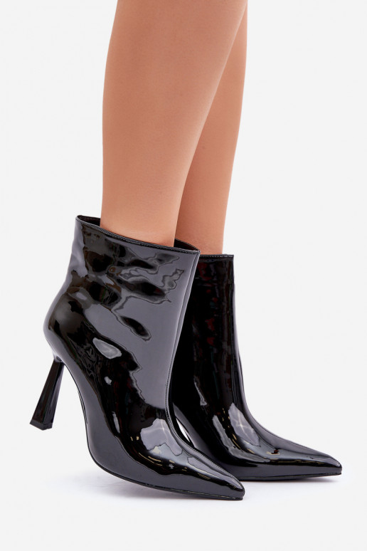 avec effet vernis Bottes Activé Szpice Un modèle convaincant couleur noire Seliri avec effet vernis Bottes Activé Szpice Un modèle convaincant couleur noire Seliri