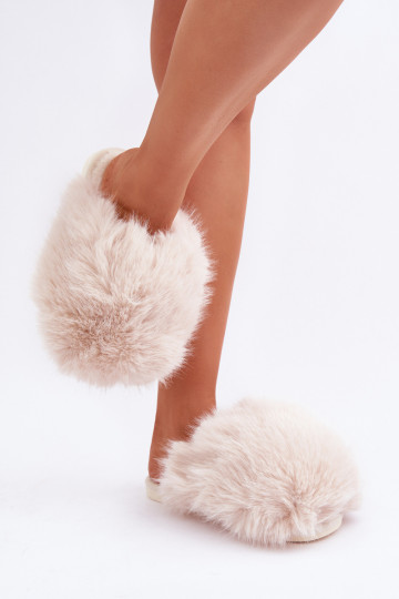 avec un manteau de fourrure Chaussons Féminin couleur ivoire DANSladisa