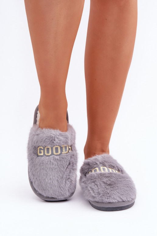 Chaussons pour femmes avec fourrure I Įjungtapisem couleur grise Kalelia