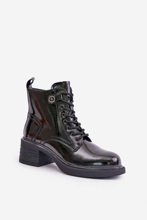 Bottines en cuir verni isolées D&A... Bottines en cuir verni isolées D&A...