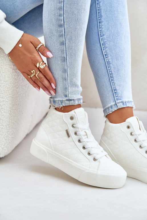 Baskets de loisirs isolées Big Star blanches