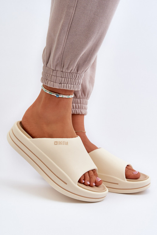 Pantoufles pour femmes avec une plateforme Big Star NN274A034 beige Pantoufles pour femmes avec une plateforme Big Star NN274A034 beige