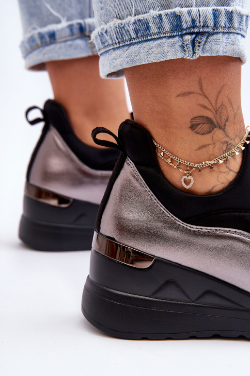 Féminin Un modèle convaincant baskets avec une plateforme Noir et-couleur argent Farro