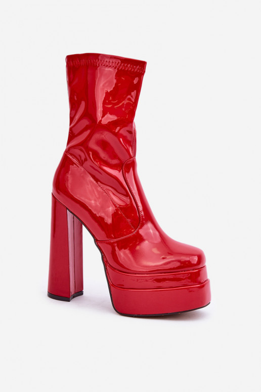 Bottines avec plateforme et inscription haute en rouge Lotisha