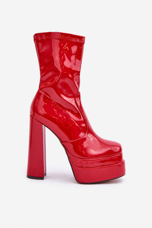 Bottines avec plateforme et inscription haute en rouge Lotisha