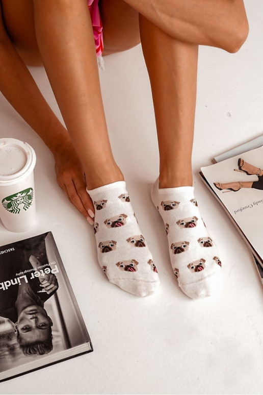 Chaussettes Féminin BaÀełniane DANS Mopsy couleur ivoire Chaussettes Féminin BaÀełniane DANS Mopsy couleur ivoire