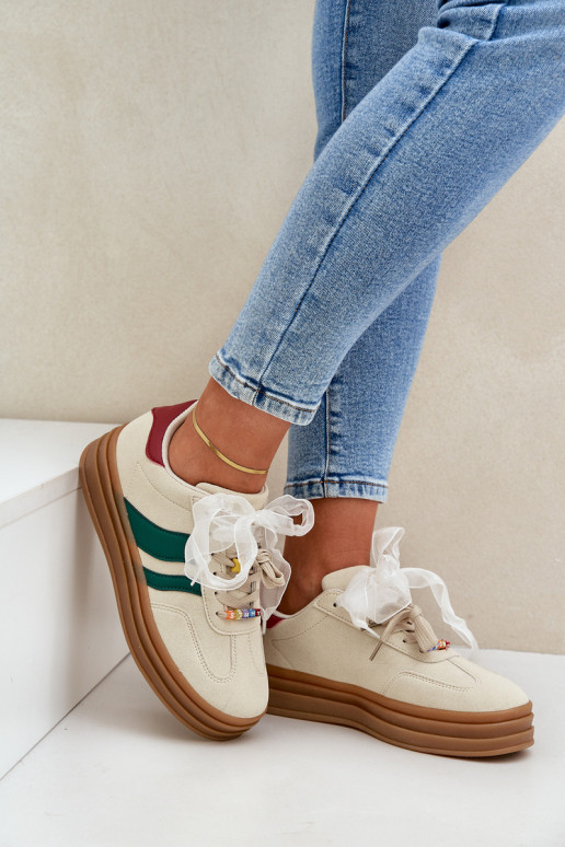 Chaussures modèle baskets Féminin Z Przypinkami beige Jariana Chaussures modèle baskets Féminin Z Przypinkami beige Jariana