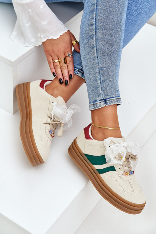 Chaussures modèle baskets Féminin Z Przypinkami beige Jariana Chaussures modèle baskets Féminin Z Przypinkami beige Jariana