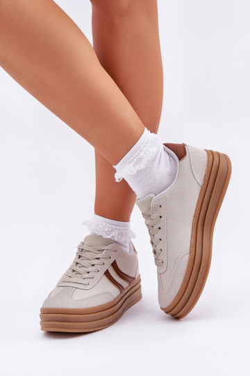 Élégant Chaussures modèle baskets avec une plateforme couleur grise DoriÀa