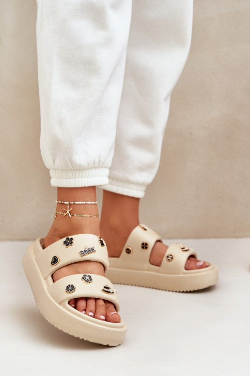 Pantoufles légères Pantoufles pour femmes Z Przypinkami beige Ravanala Pantoufles légères Pantoufles pour femmes Z Przypinkami beige Ravanala