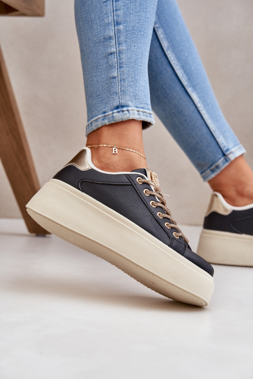Chaussures modèle baskets avec une plateforme Avec des décorationsi SznuróÀkami couleur noire Fonetha