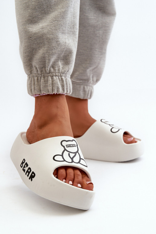 Pantoufles légères Pantoufles pour femmes avec des semelles massives à la mode Avec l ours couleur blanche Lamira Pantoufles légères Pantoufles pour femmes avec des semelles massives à la mode Avec l ours couleur blanche Lamira