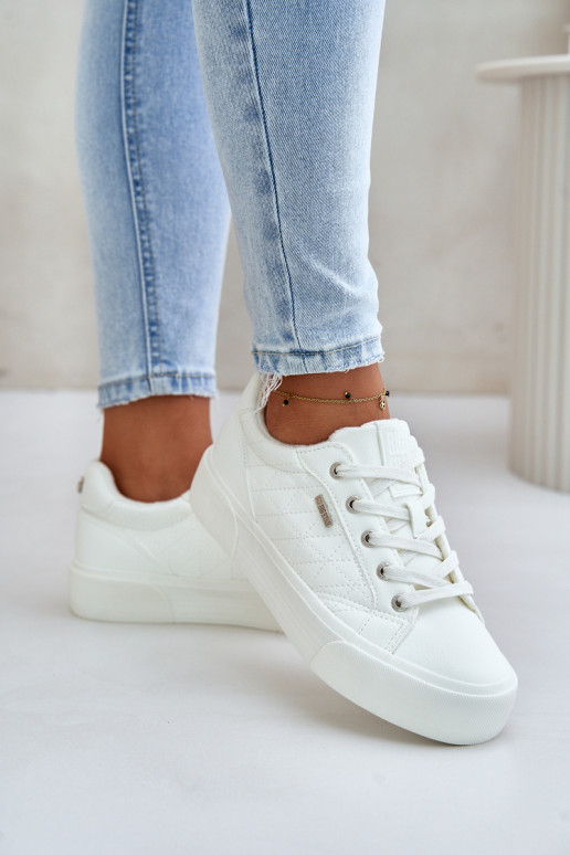 Chaussures de loisirs avec plateforme... Chaussures de loisirs avec plateforme...