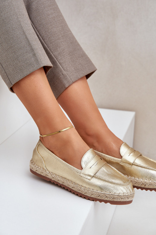 Espadrilles Avec JutoÀa Plecionką Sur une semelle plate couleur dorée Shilova